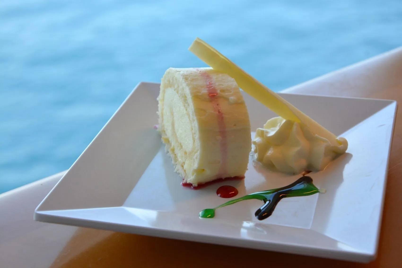 the world residences at sea (3) the world residences at sea food