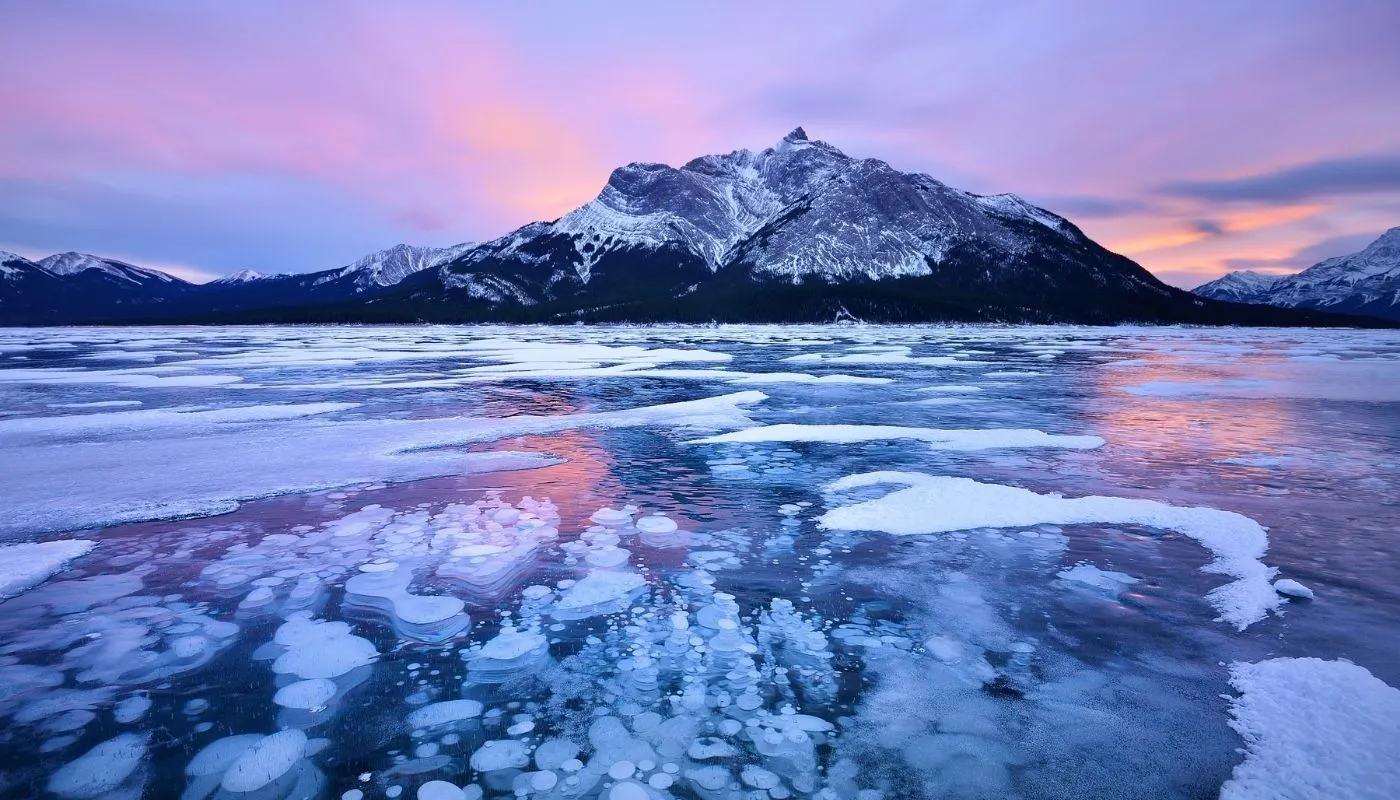 beautiful Abraham Lake Canada beautiful Abraham Lake Canada