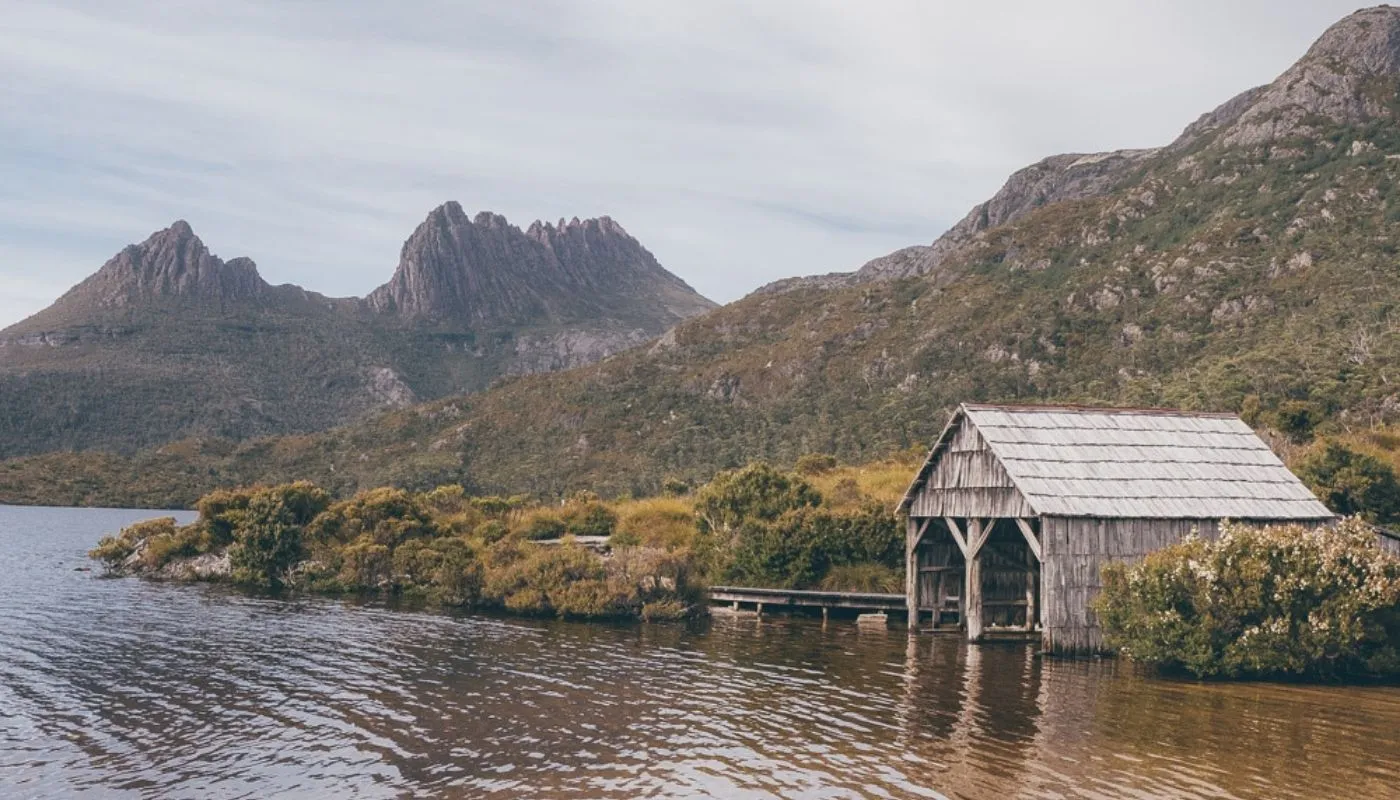 beautiful Dove Lake Tasmania beautiful Dove Lake Tasmania
