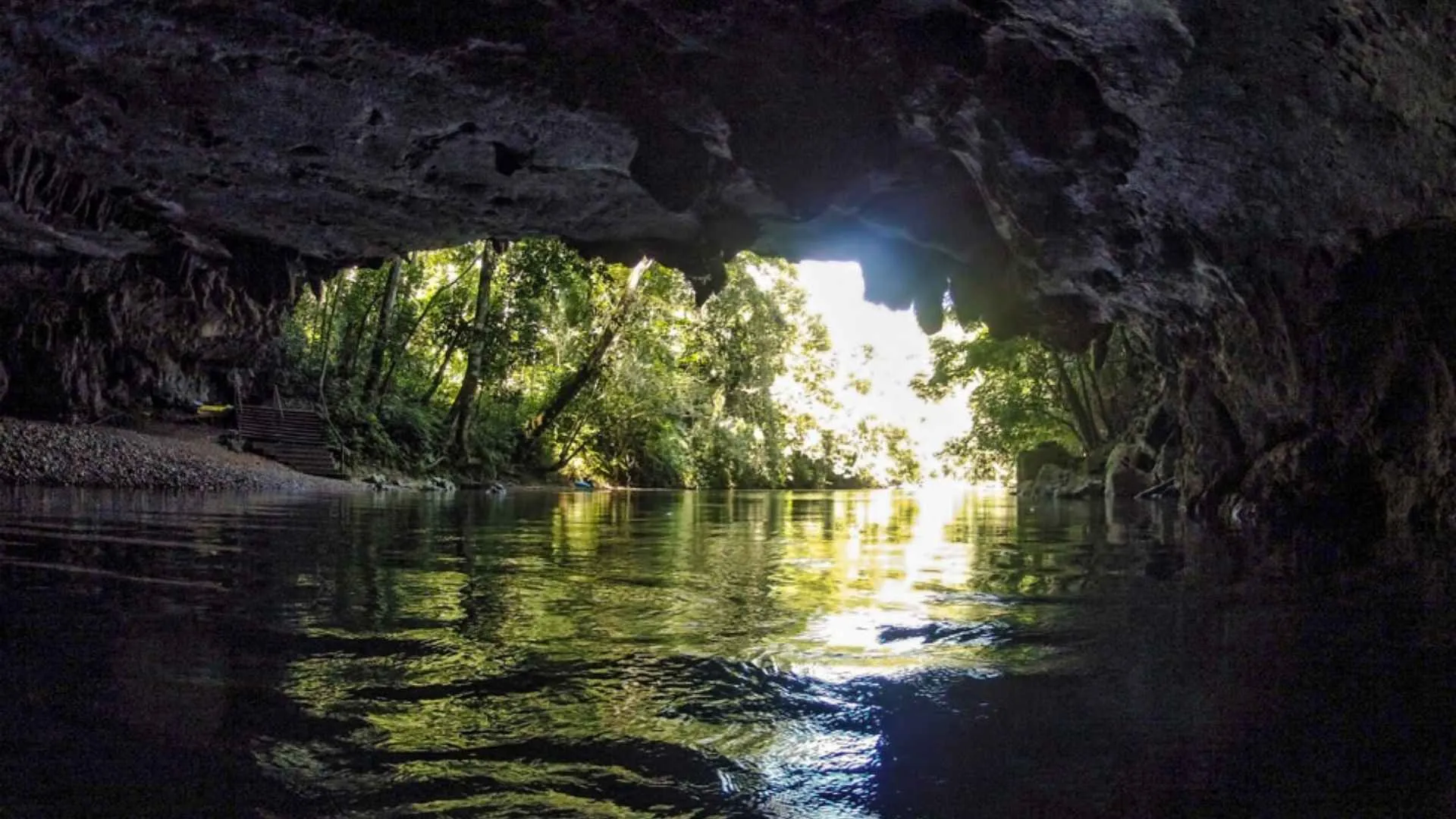 cruise to Belize City cave tubing cruise to Belize City cave tubing