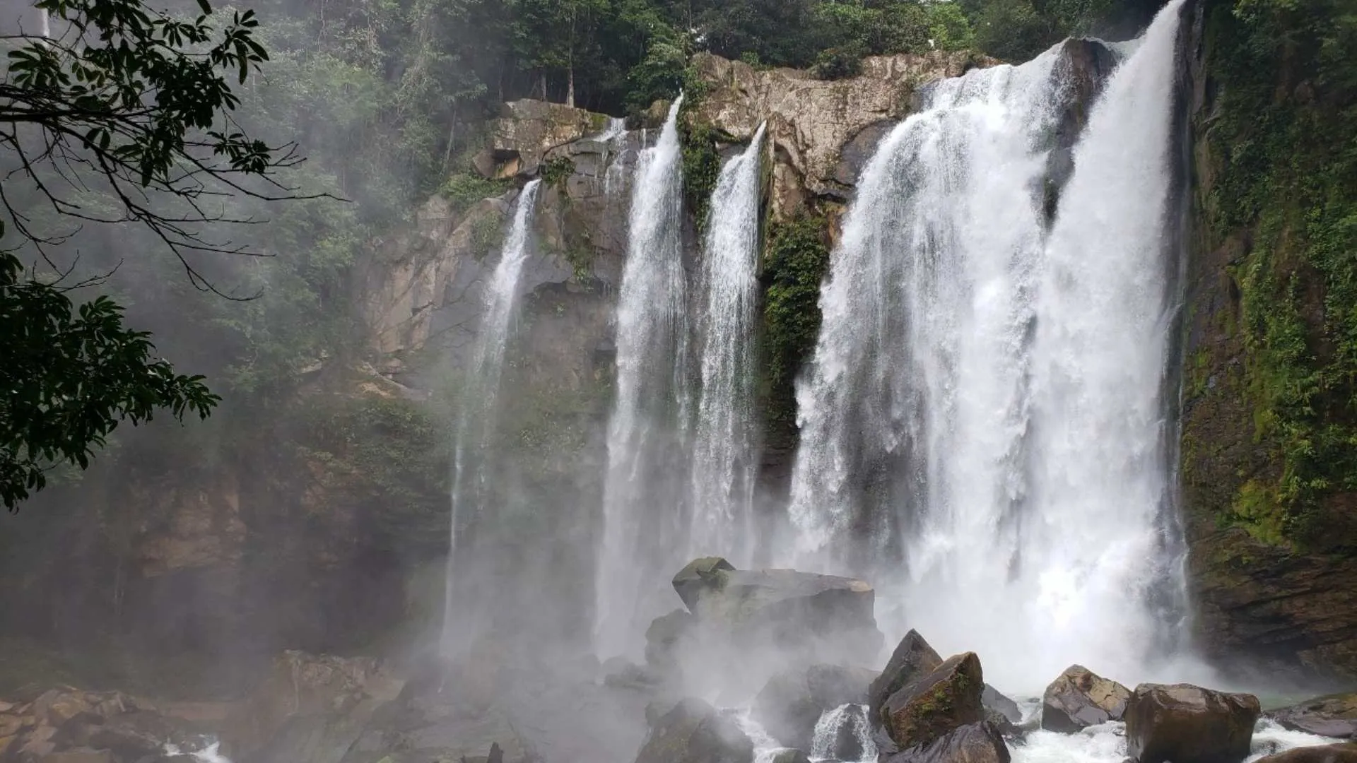 most beautiful waterfalls in the world Nauyaca Waterfalls, Costa Rica most beautiful waterfalls in the world Nauyaca Waterfalls, Costa Rica