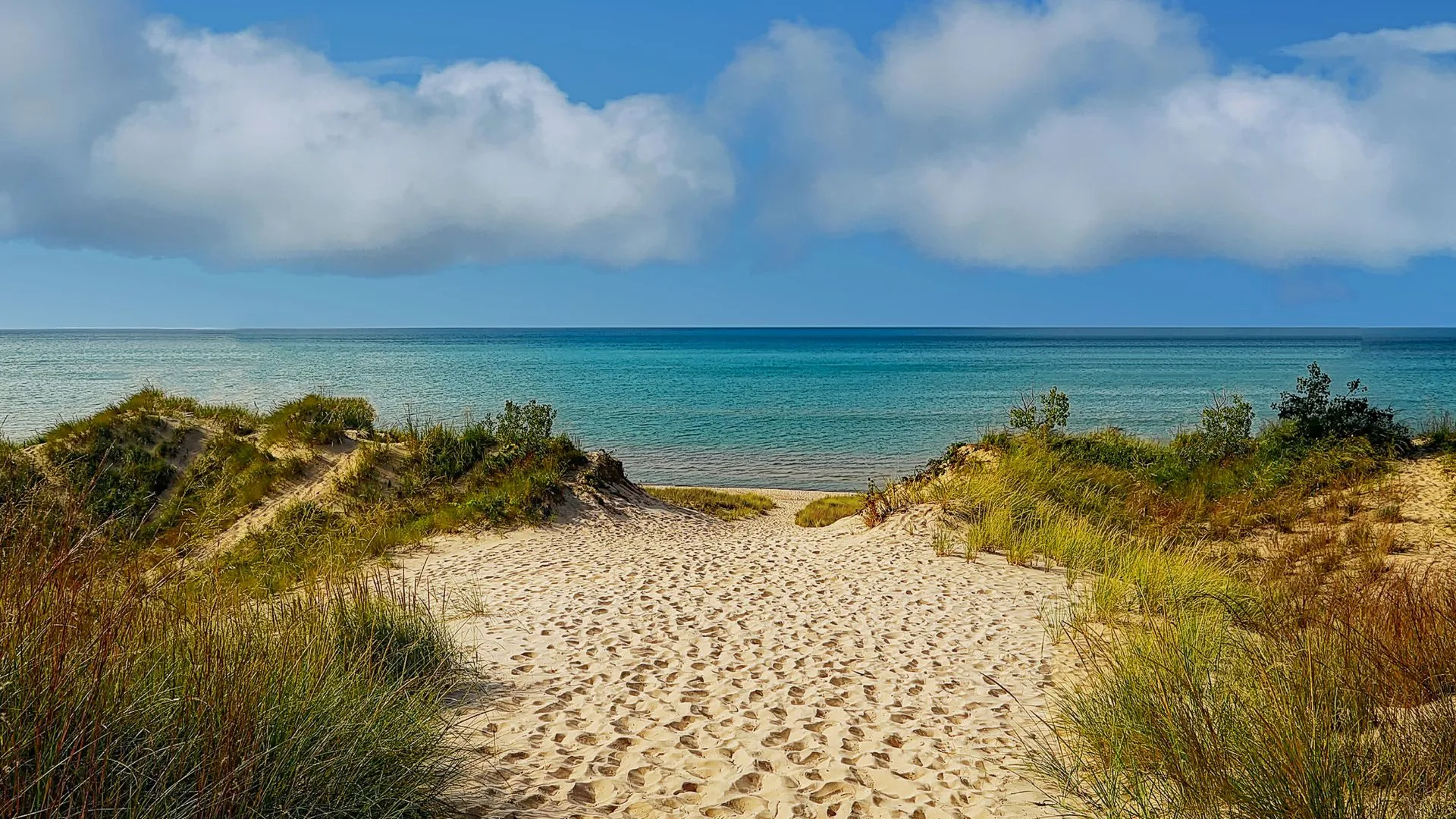 Great Lakes Road Trip Itinerary (1) Indiana Sand Dunes Road Trip