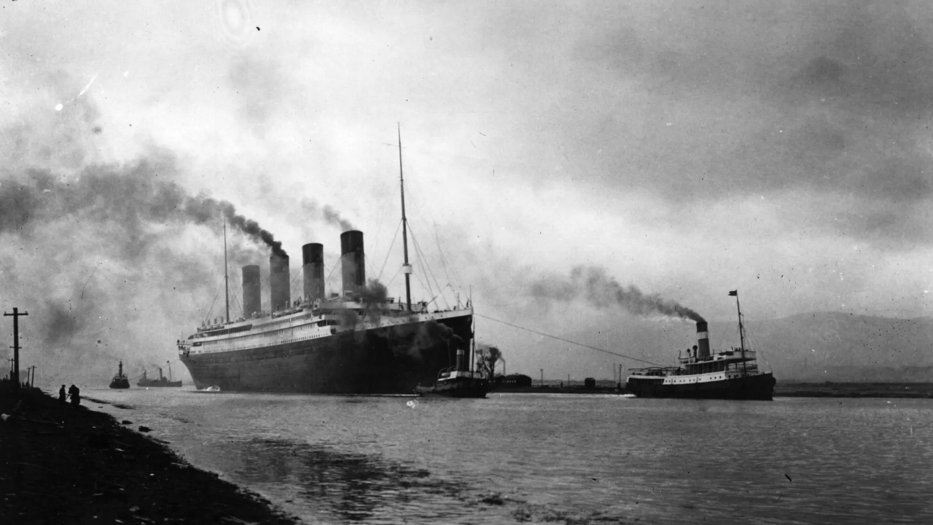 Titanic vs. Modern cruise ships size Titanic vs. Modern cruise ships size