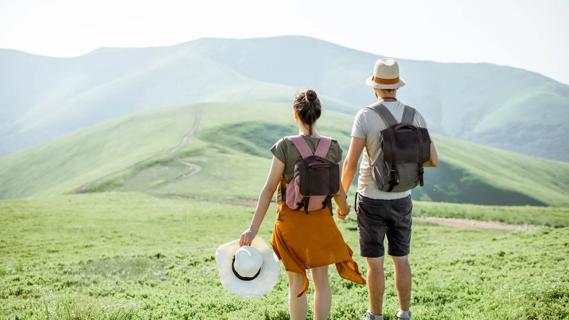 hiking vs. backpacking (2) hiking vs. backpacking