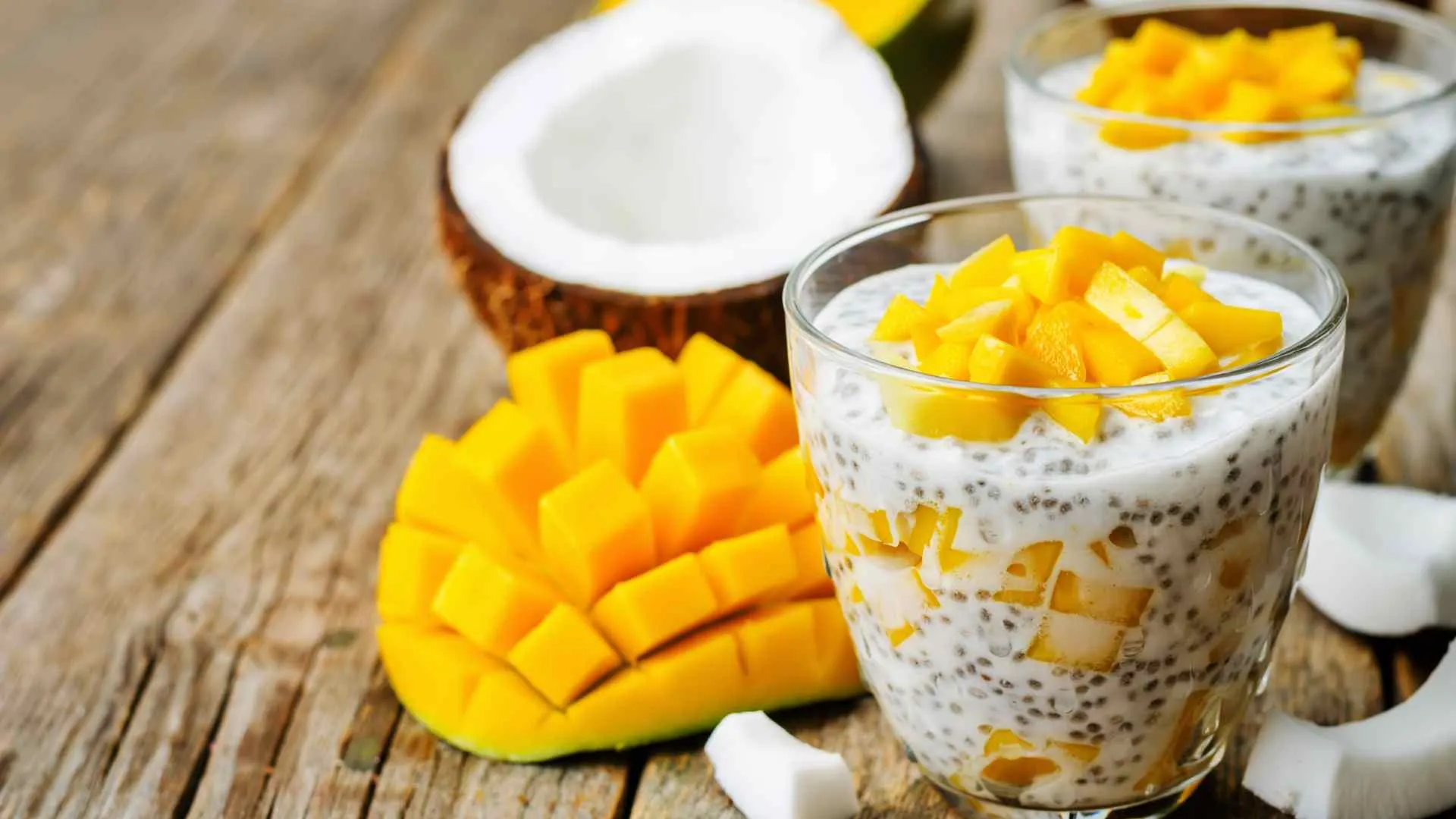 Aquaclass celebrity-5 blu restaurant chia seed pudding