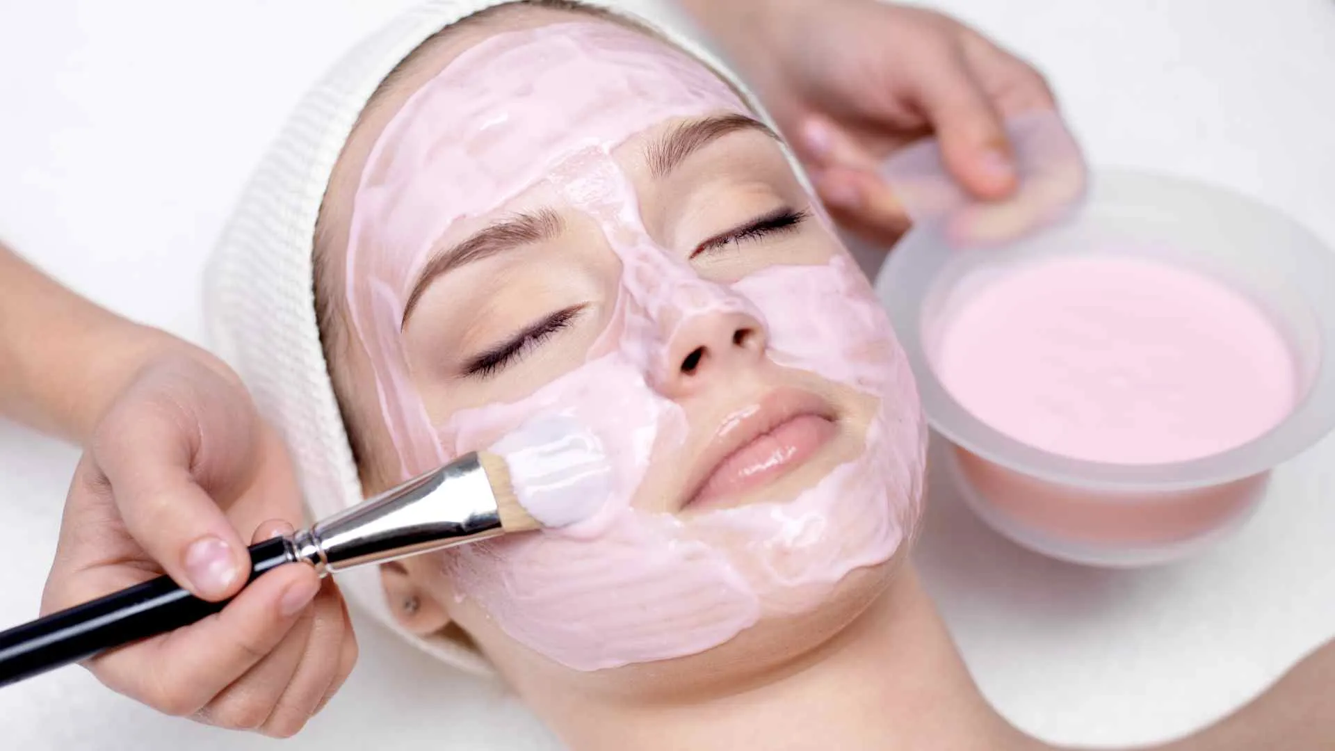 Aquaclass celebrity-9 Aquaclass spa facials