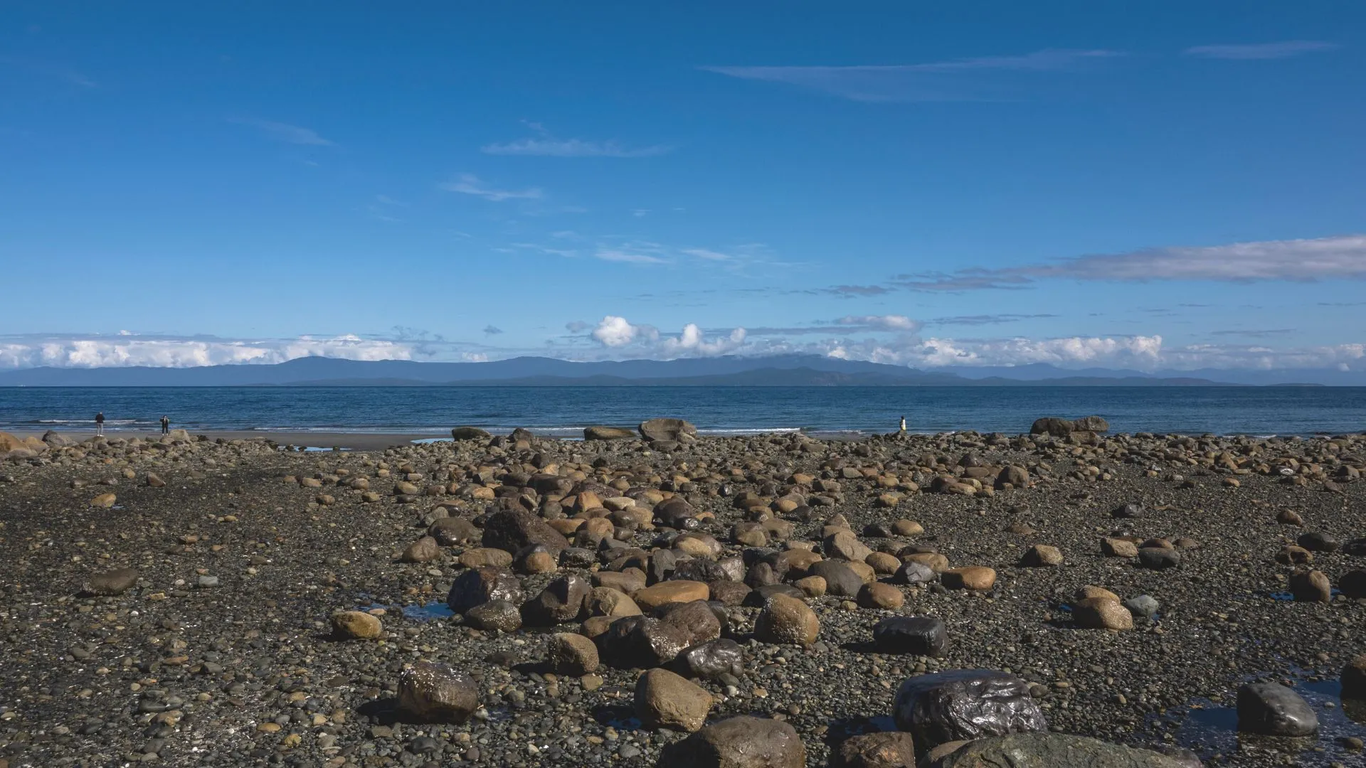 Beaches in Qualicum-3
