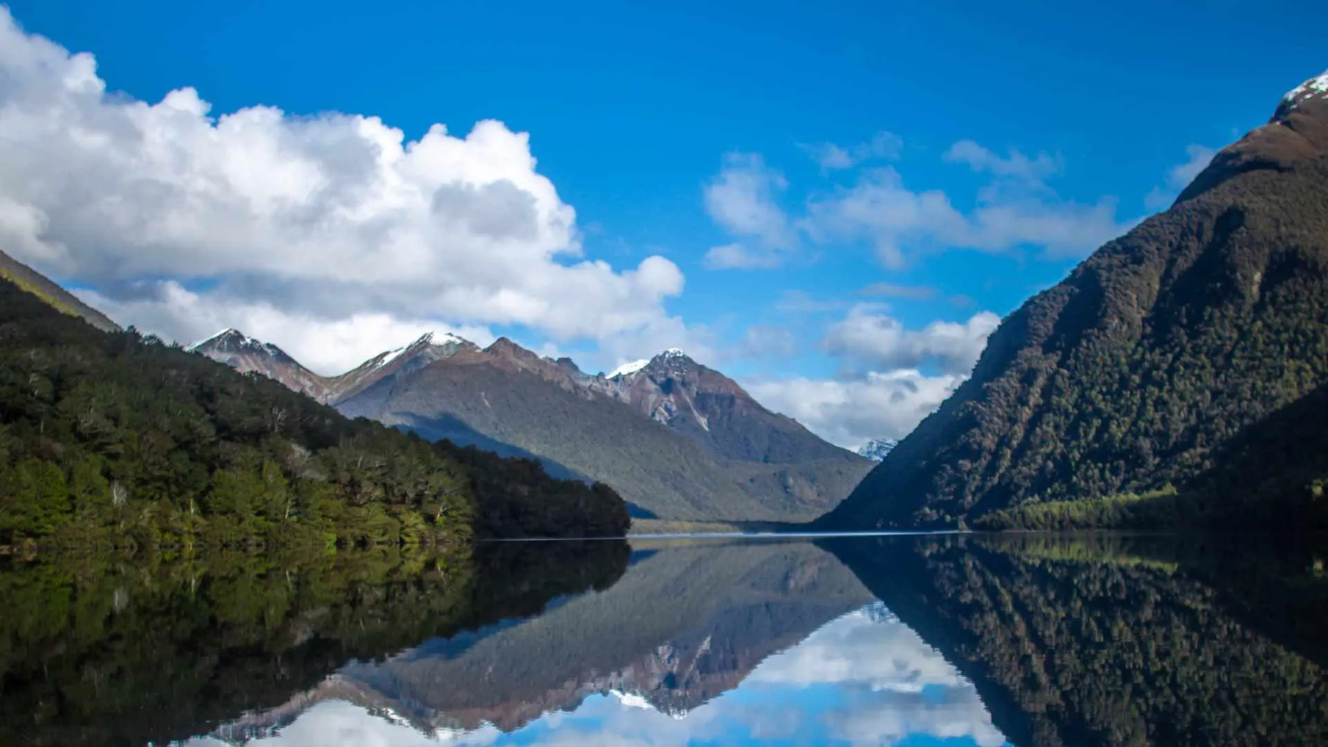 Cruising Doubtful Sound