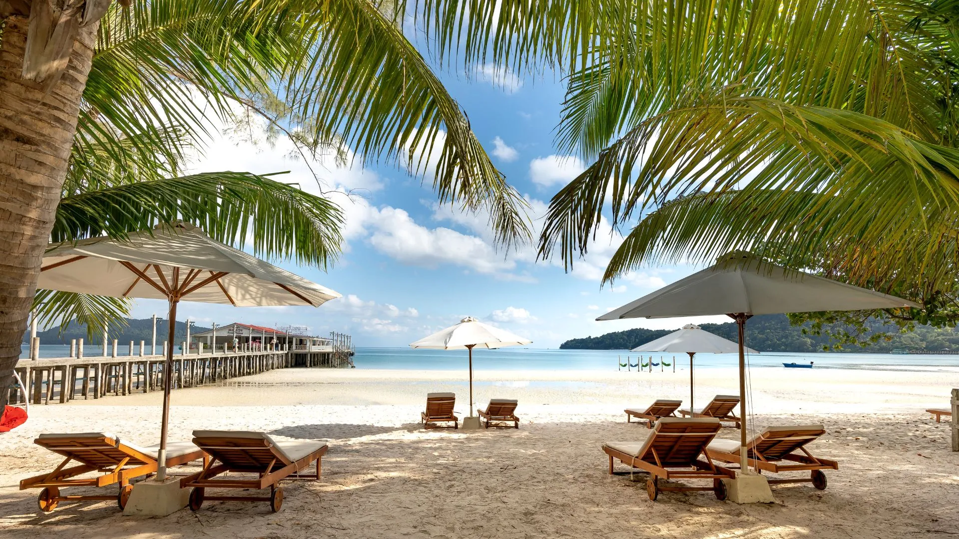 best overwater bungalows Philippines (5)