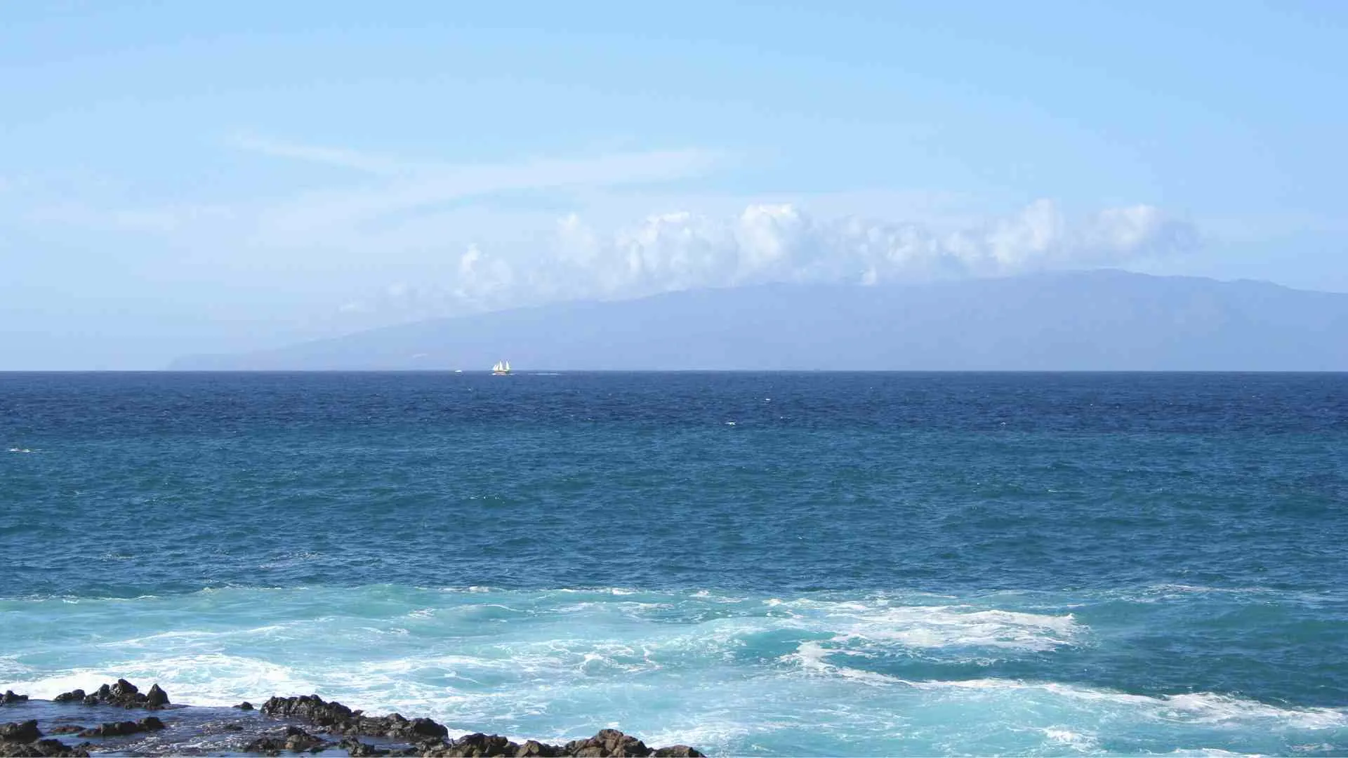black sand beach tenerife (2) Playa de Roques de las Bodegas