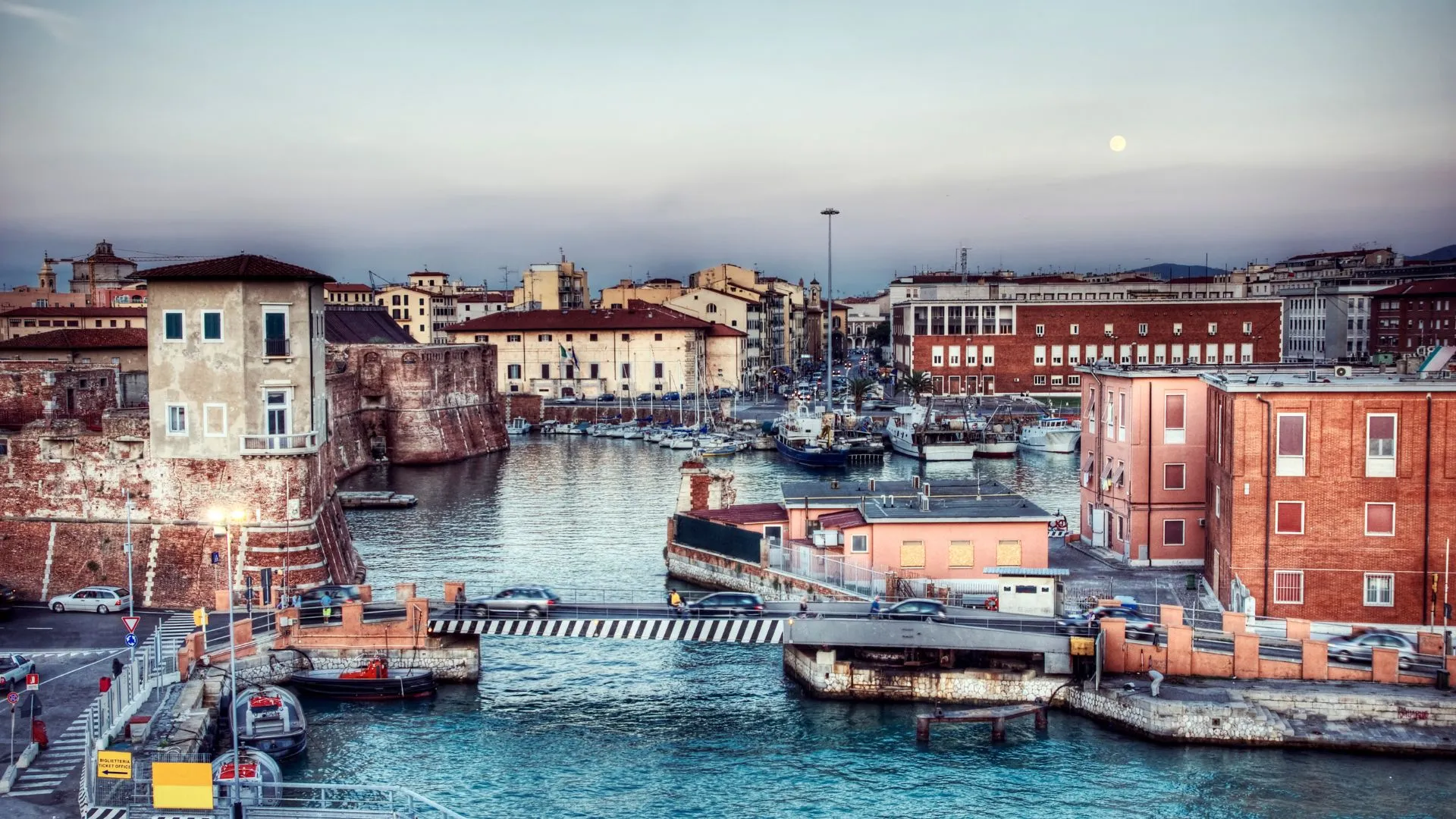 cruise port livorno (7) Mercato Centrale Market