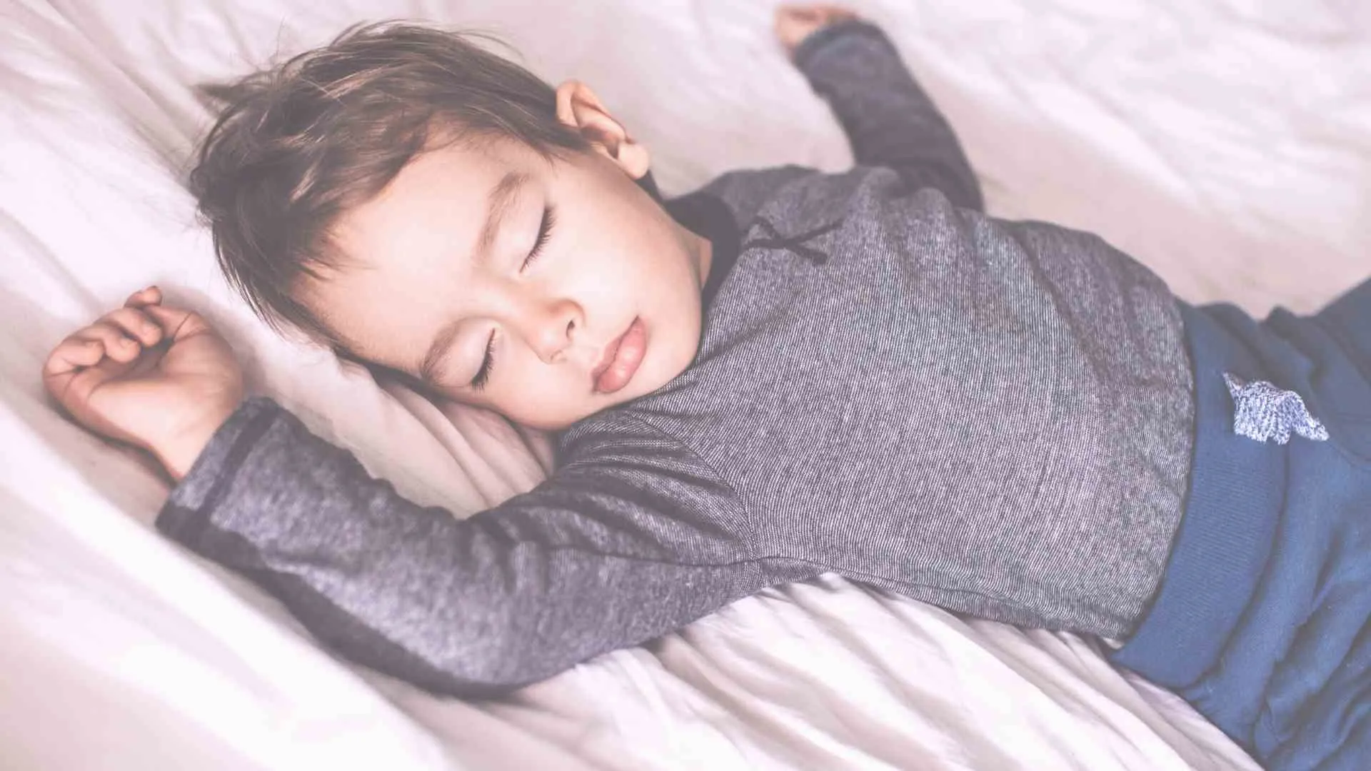 cruising with toddlers (8) toddler sleeping on cruise ship