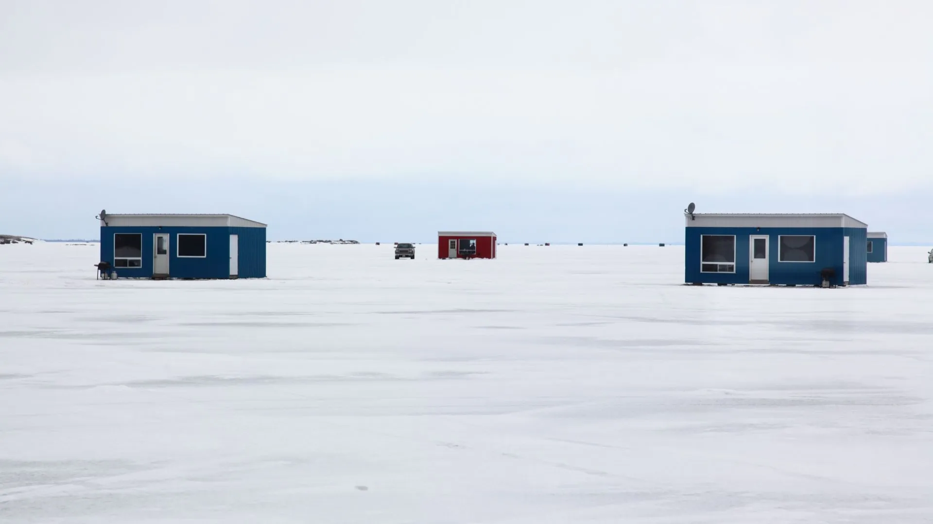 ice fishing on mille lacs lake (5) ice fishing on mille lacs lake