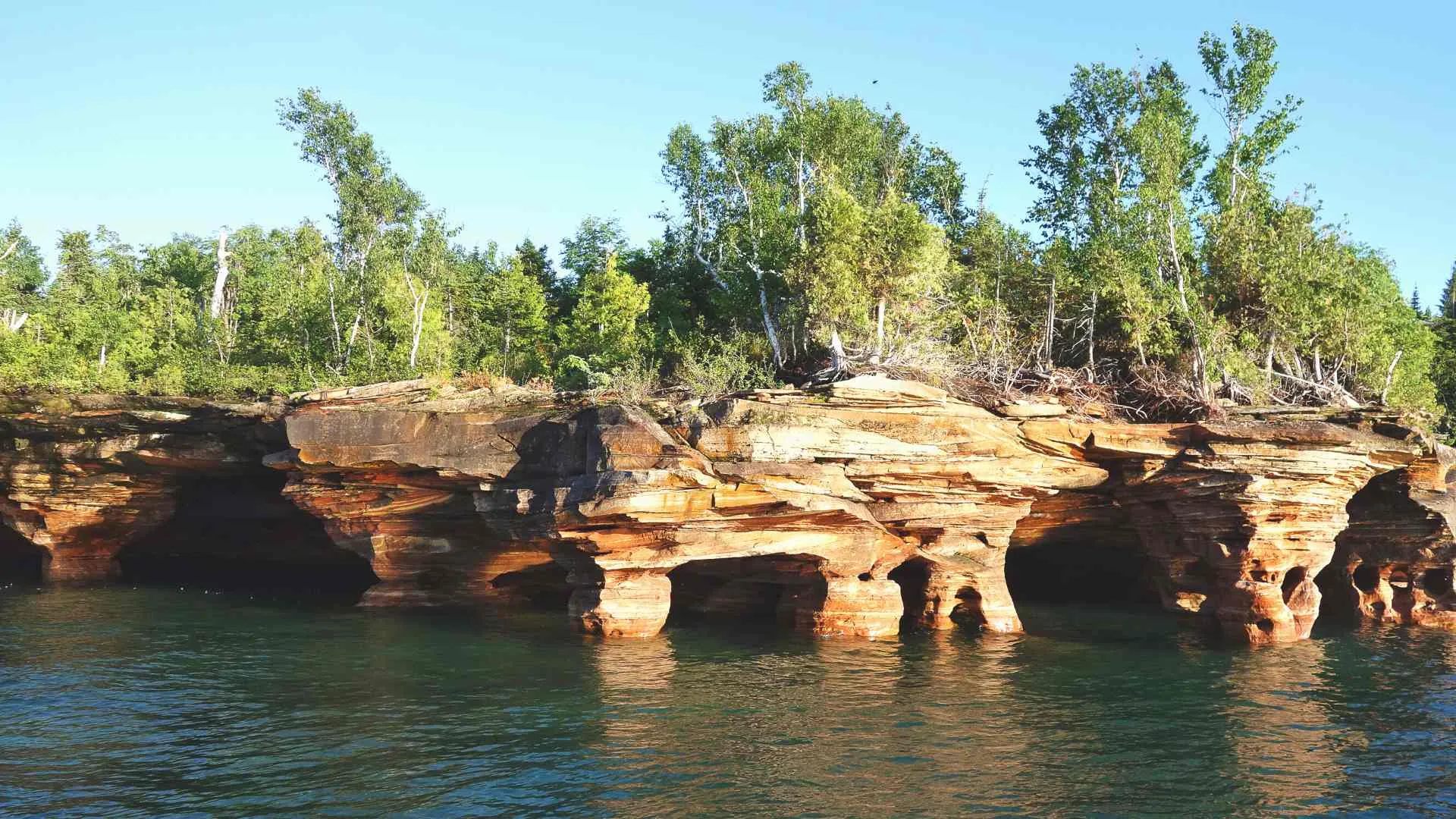 lake superior kayaking (2) Apostle Islands
