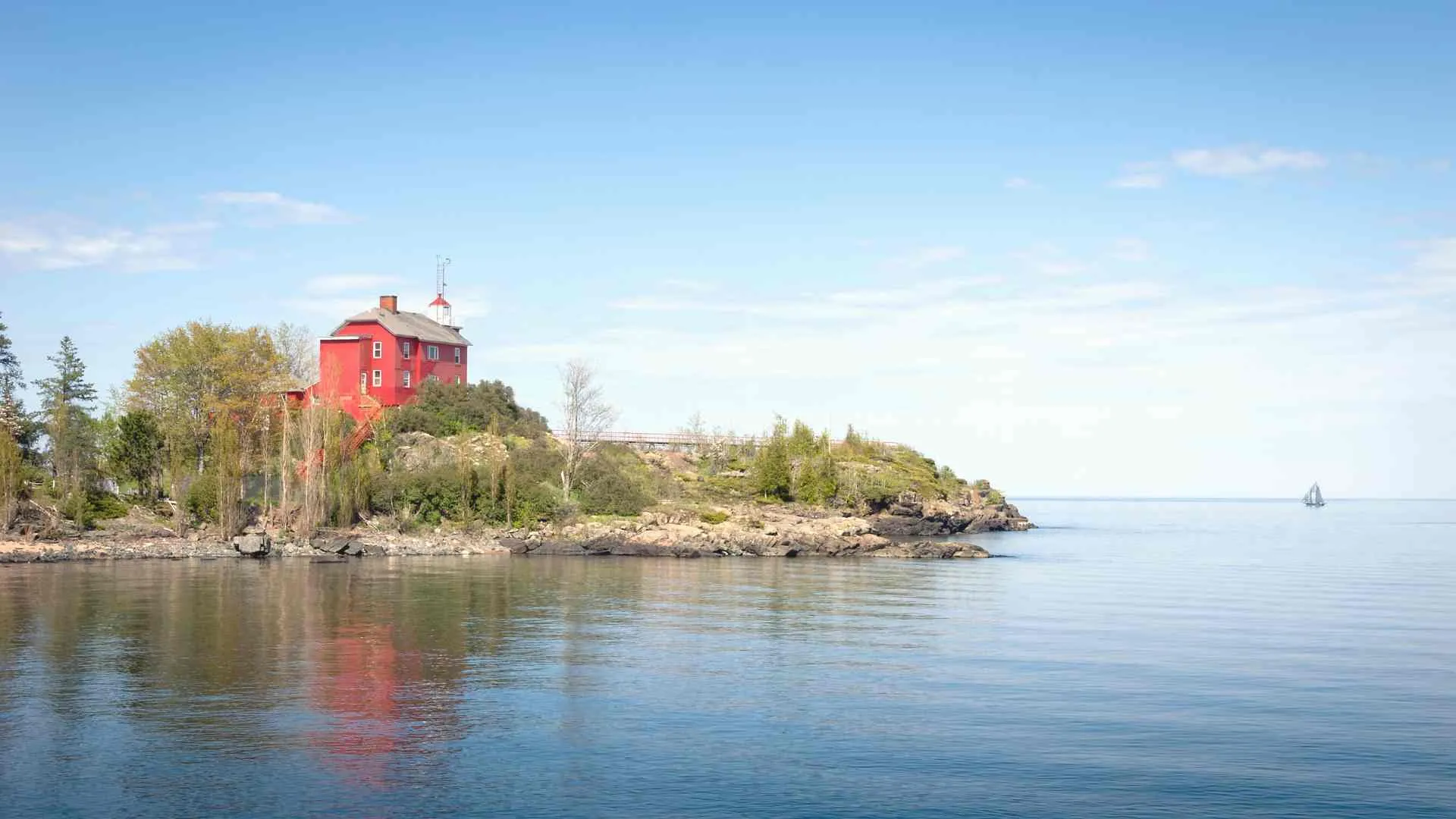 lake superior lighthouses (10) Marquette Harbor