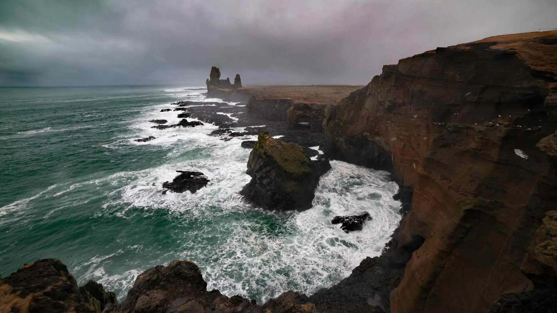 lighthouses of Iceland-22 Iceland coastline