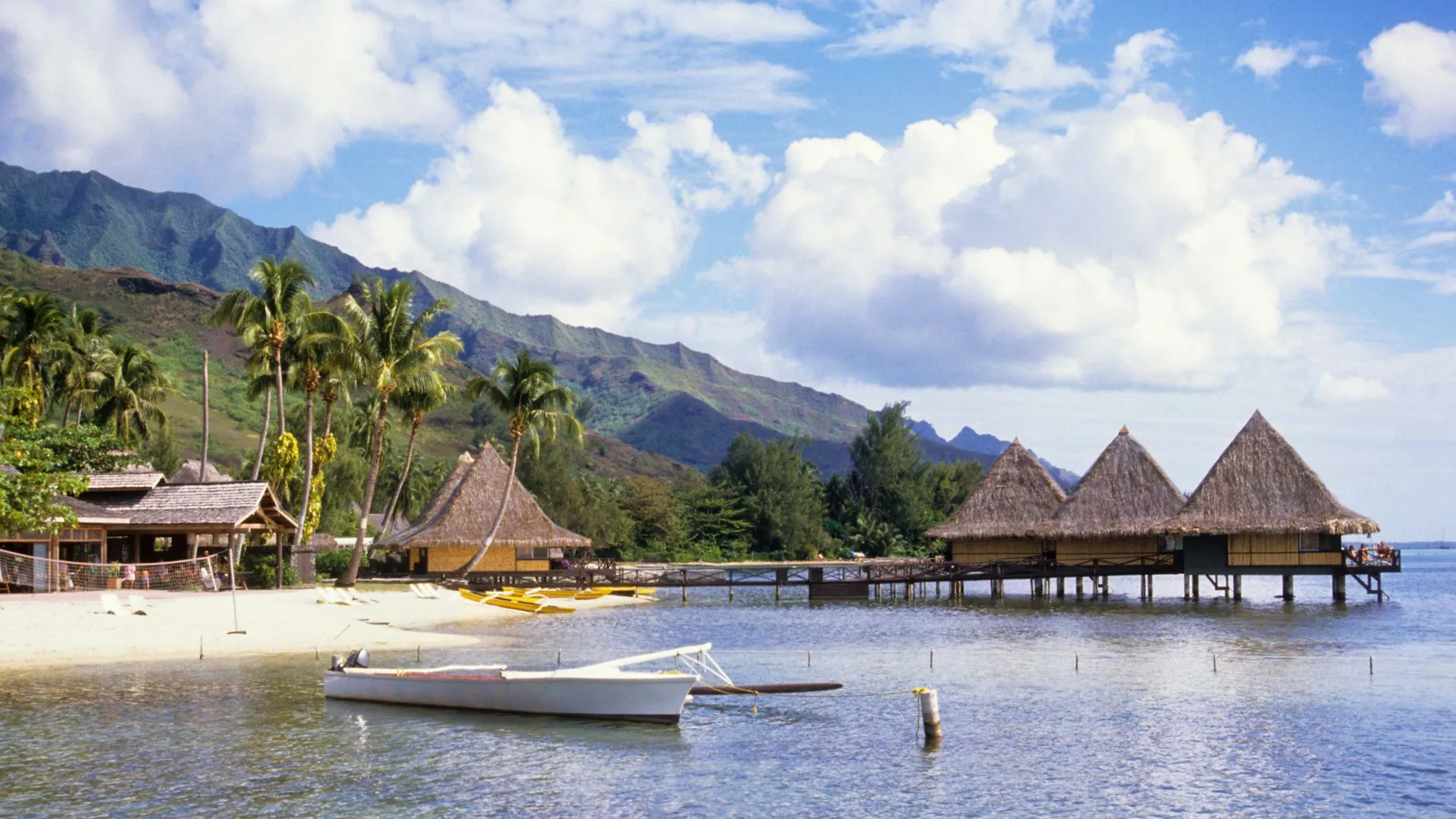 panama overwater bungalows (2) panama overwater bungalows