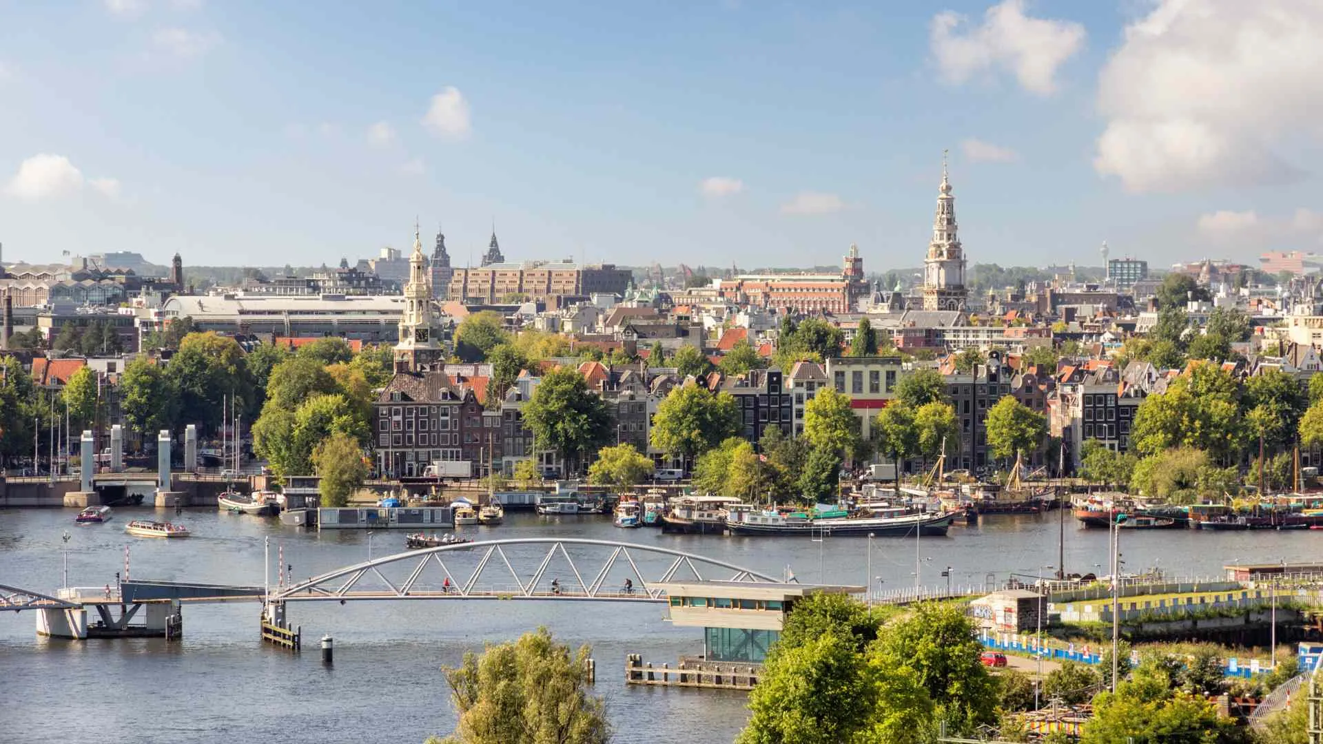 solo travel Amsterdam-6 amsterdam neighborhoods
