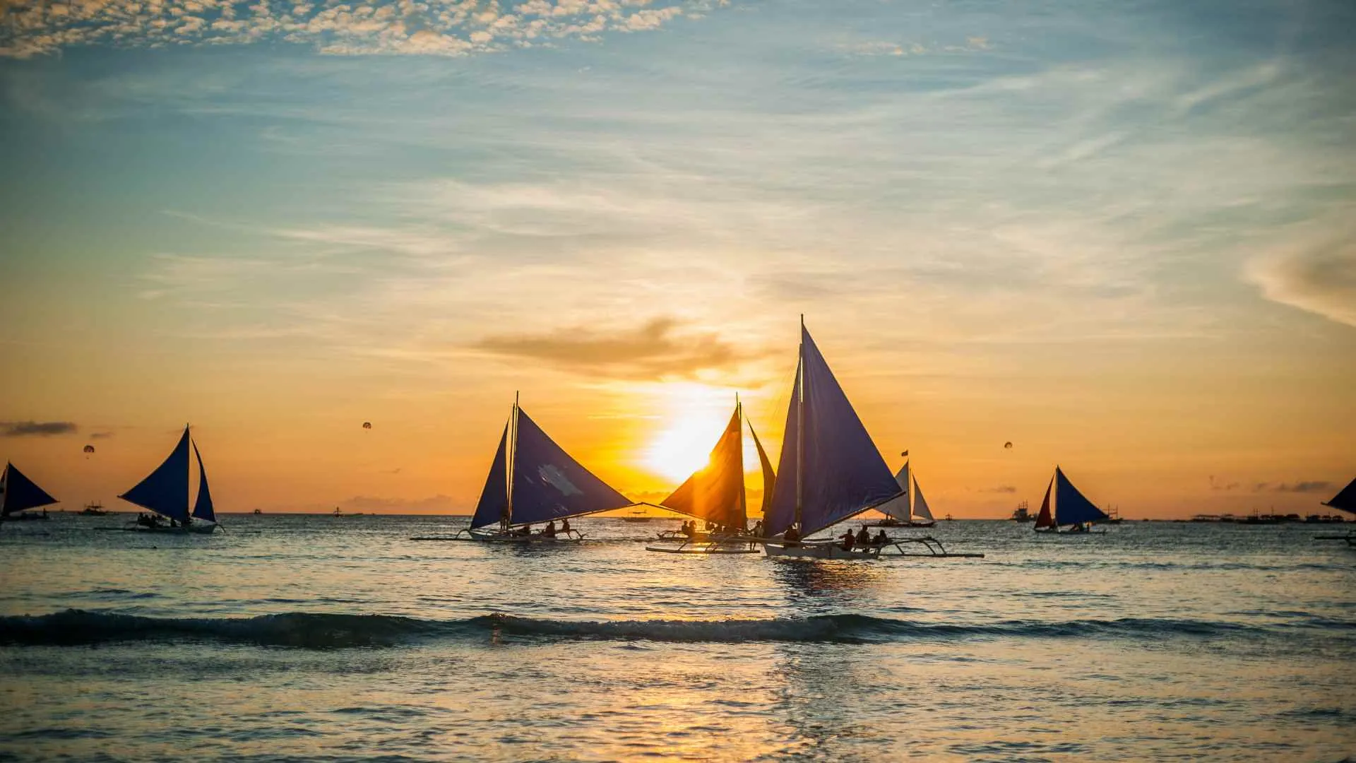 sunset cruise (5) yachts during sunset