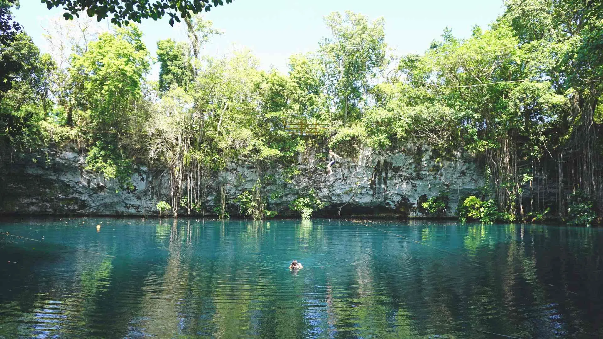 travel tips for dominican republic (3) dominican republic swimming