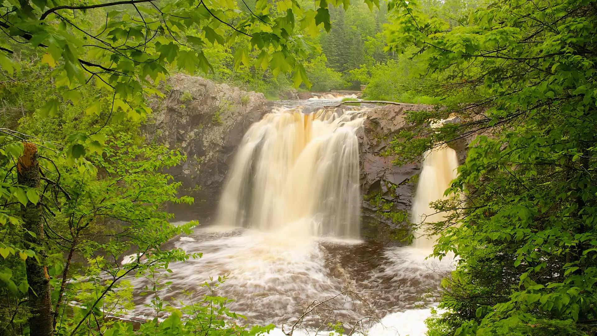 waterfalls of wisconsin (9) Pattison Park Falls