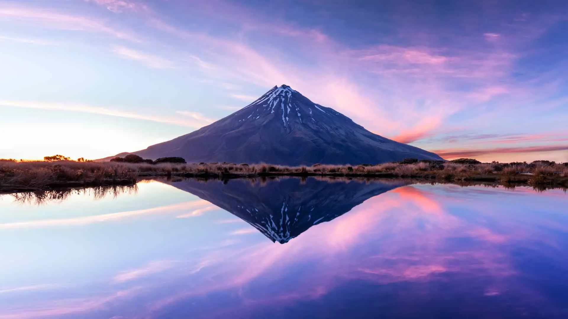 Mt. Taranaki Mt. Taranaki