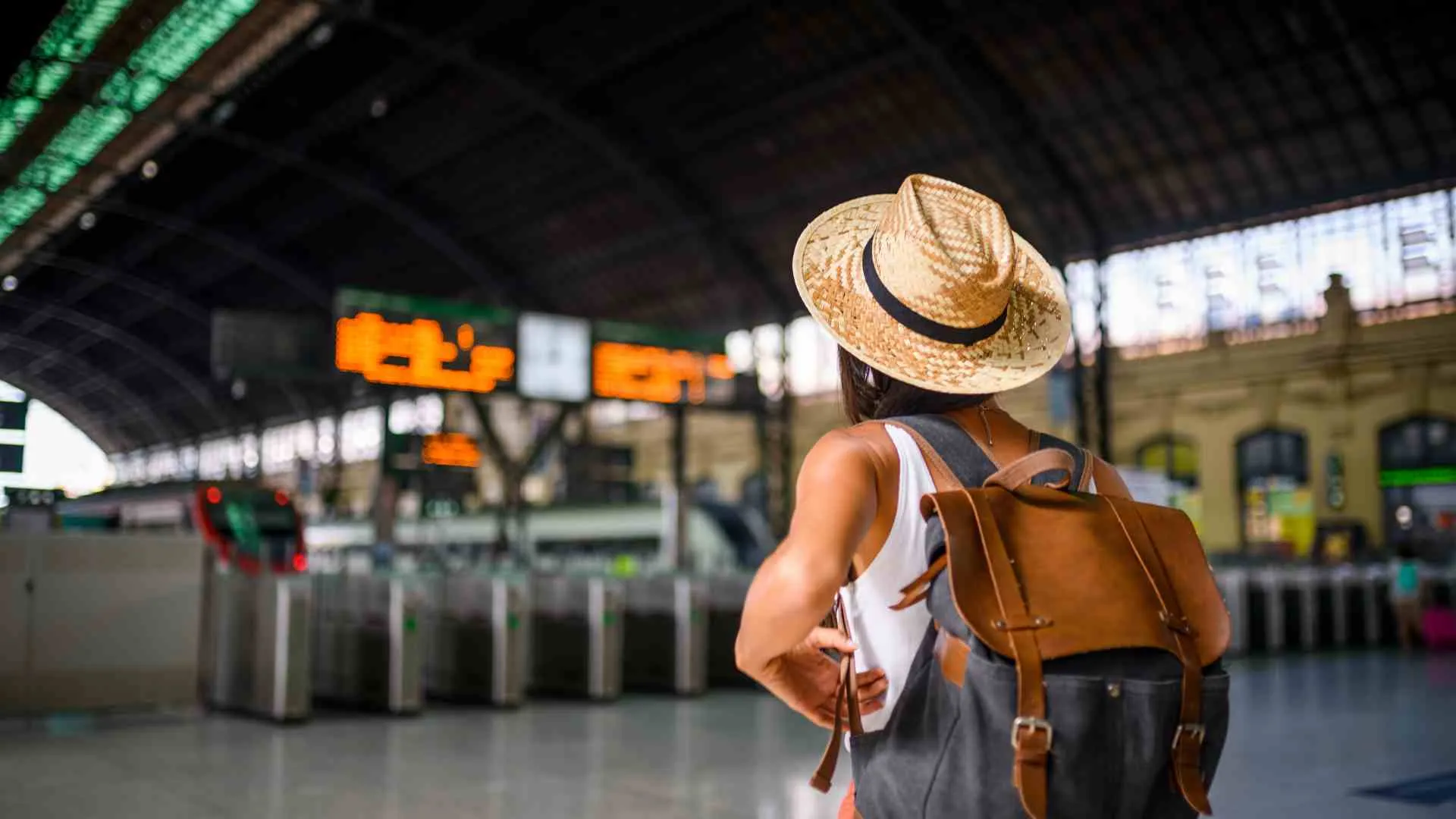 travel tips-3 train station