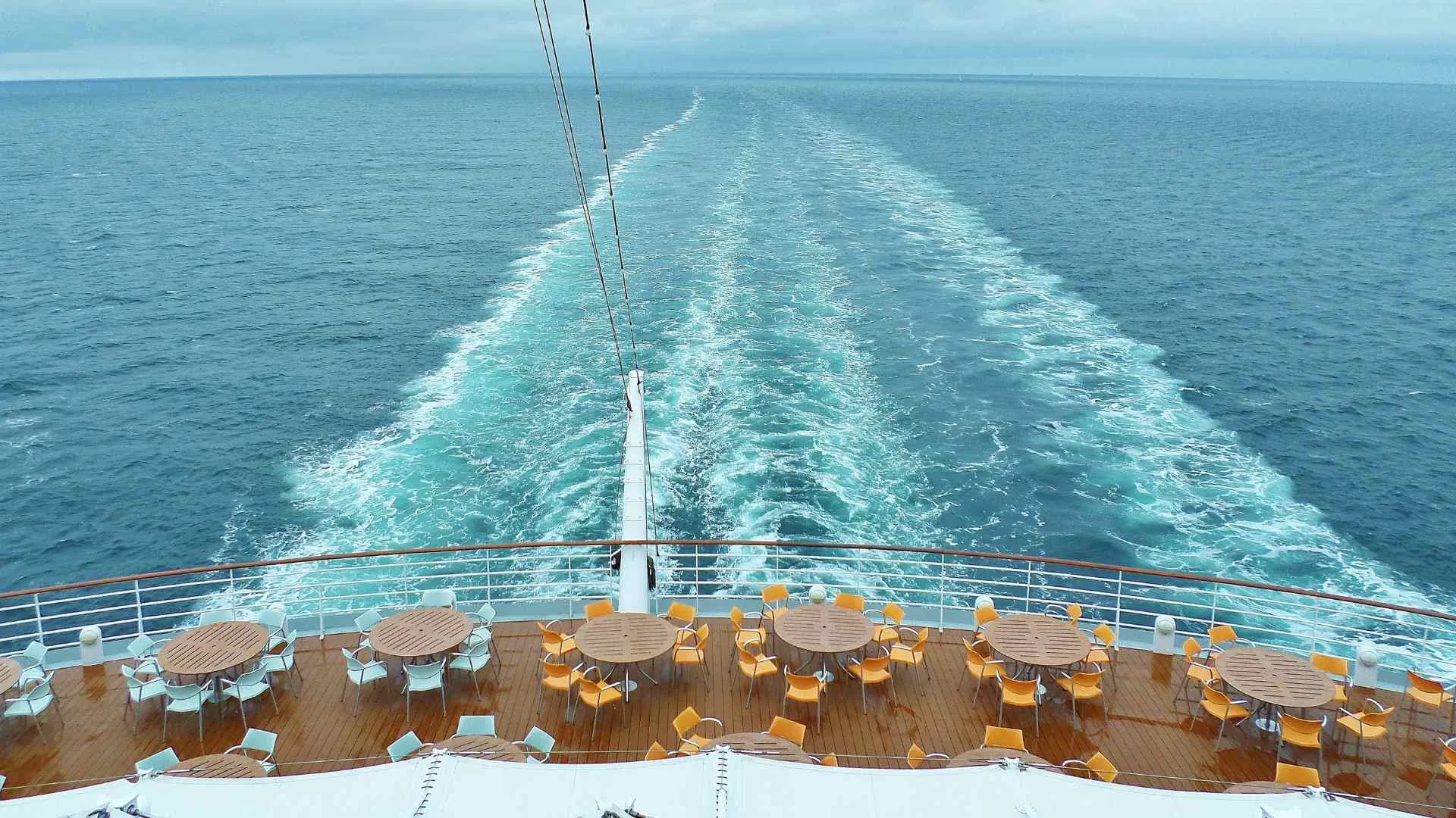 cruise ship aft cruise ship aft