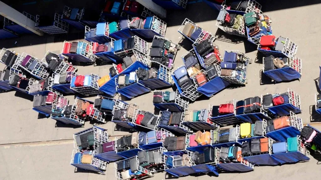 Carnival Cruise Luggage Size-3