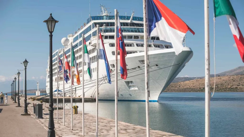 Carnival cruise line ports