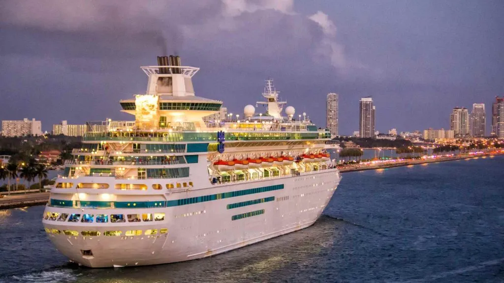 height of cruise ships