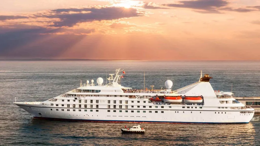 How Tall is a Cruise Ship?