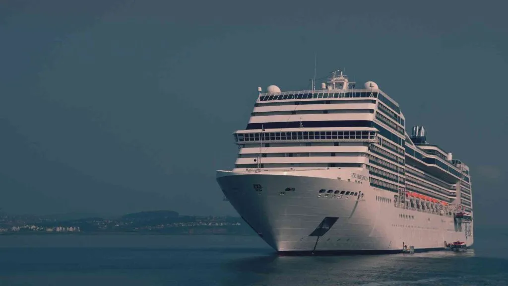 cruise captain salary