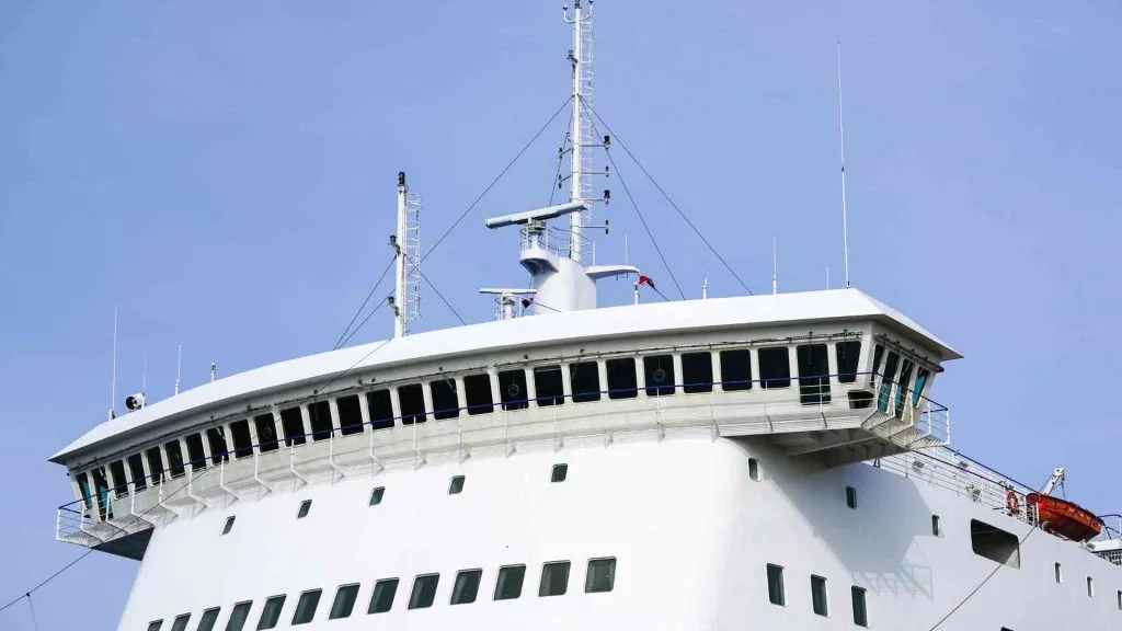 cruise ship salary captain