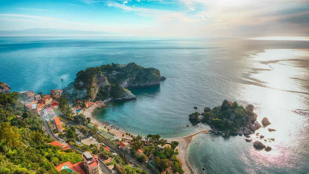 beaches in Taormina