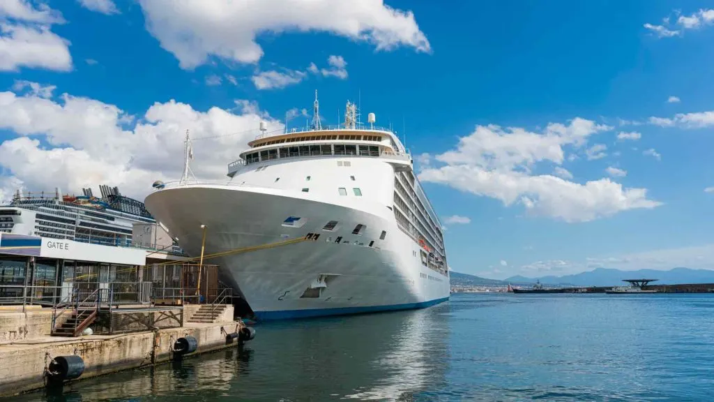 naples cruise port